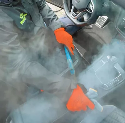 Auto interieur reinigen met stoom in Eindhoven