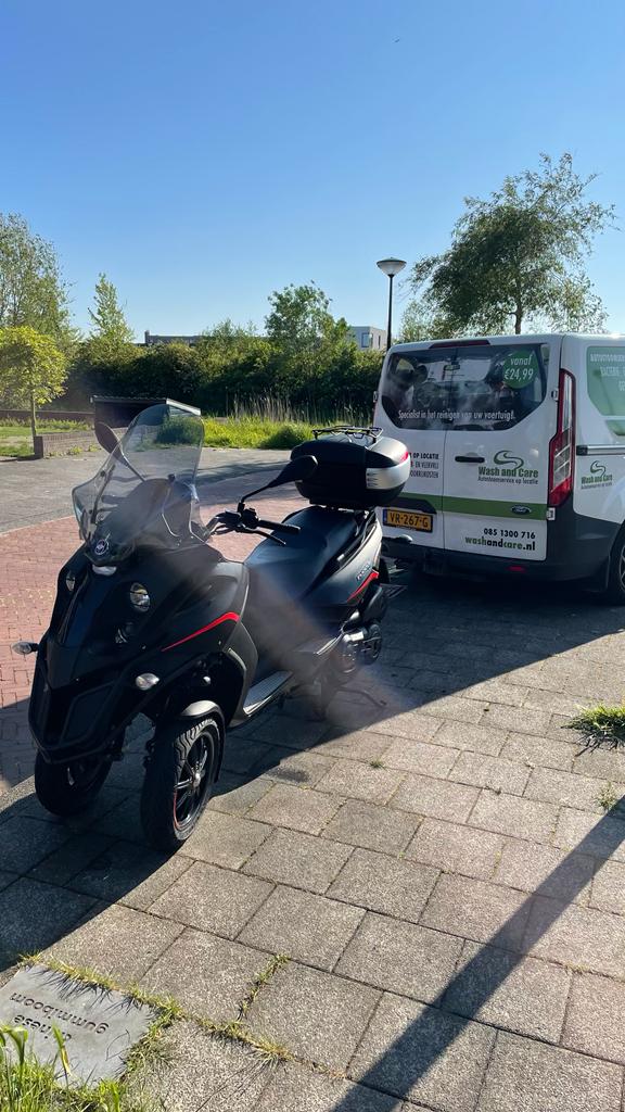 Motorfiets stoomreinigen (90-130 graden)